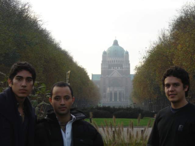 basilica_del_sagrado_corazon_bruselas.jpg